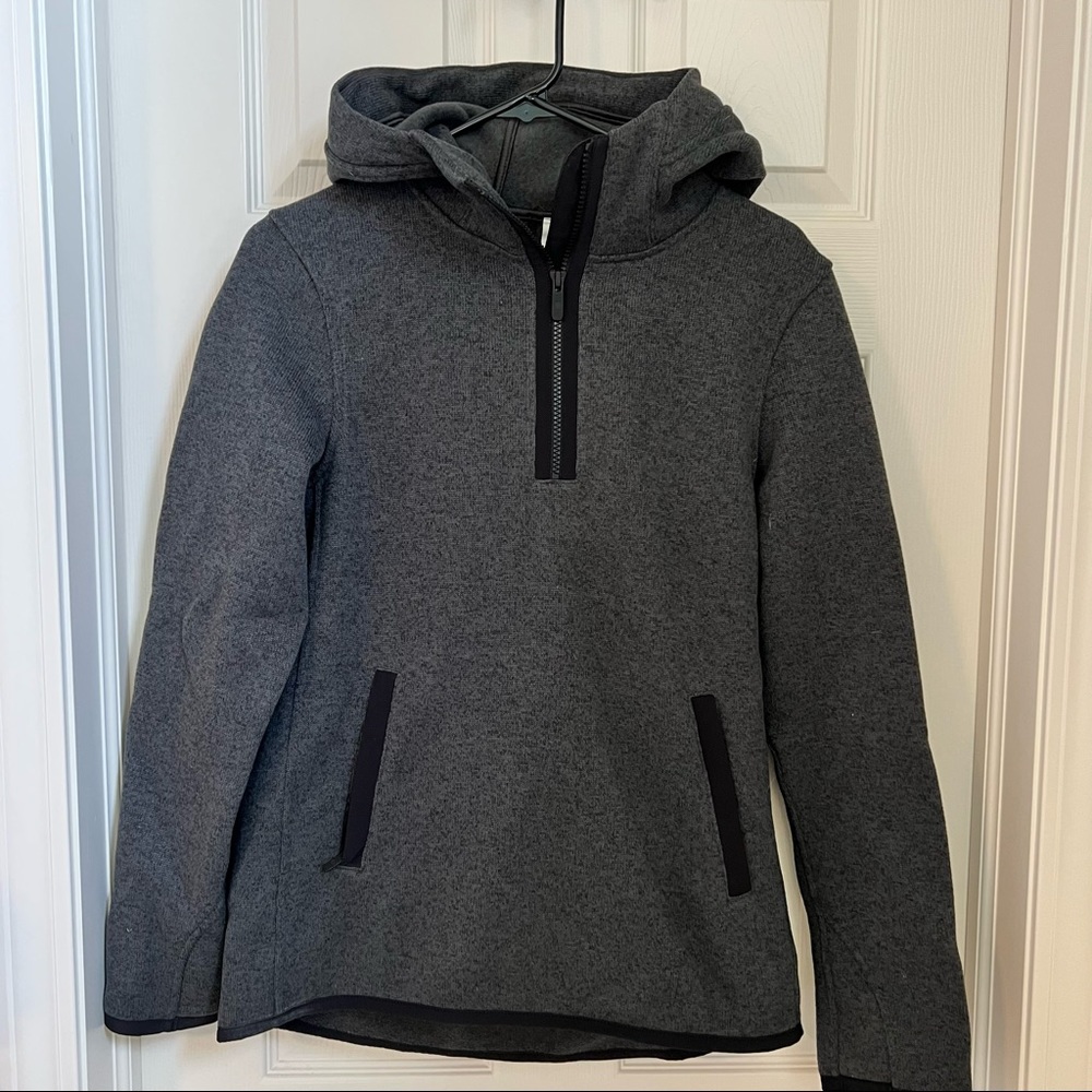 Lululemon fleece quarter zip sweatshirt grey black size 6 small